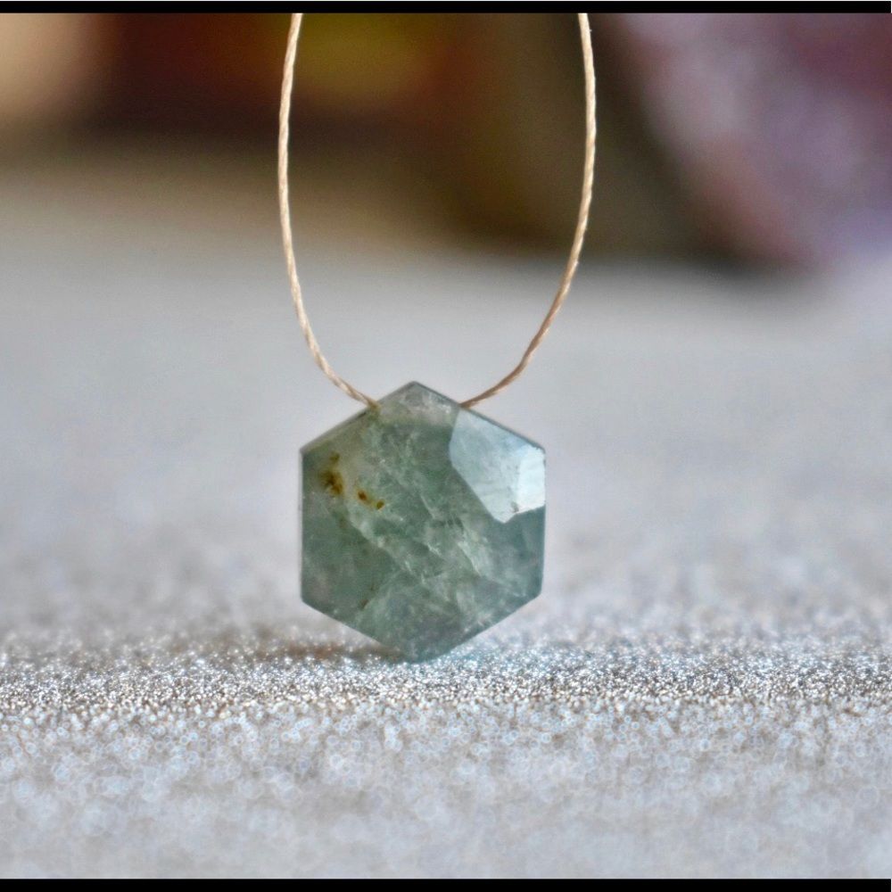 Moss Aquamarine Necklace - Picture 1 of 8